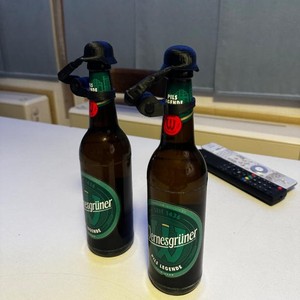 En gros, Décoration de fête en plastique artistique, <span class=keywords><strong>Casque</strong></span> de soldat vert/noir pour bouteille de bière, couvercle de bouteille de bière, pour bouteilles de boissons - Product Image 2