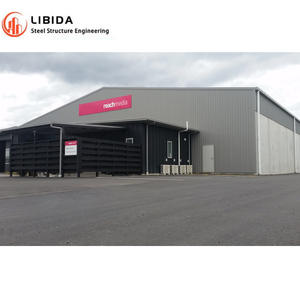 Construction d'entrepôts à ossature en acier préfabriquée moderne de haute qualité personnalisée - Product Image 3