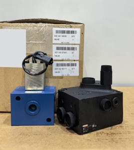 Ensemble de soupapes de haute qualité 421-43-27401, ensemble d'accumulateurs 569-43-83171 pour chargeuse sur pneus WA380-6, WA430-6, WA470-6 - Product Image 1