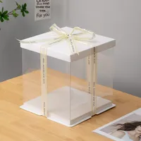 Vente en gros de boîte d'emballage de gâteau transparente monocouche de 4 à 10 pouces de haut matériau PP recyclable estampage design pour les aliments d'anniversaire