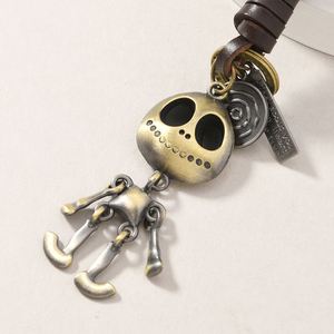 Llavero de metal con robot móvil, colgante de herramientas de aleación y cuero tejido vintage, regalo personalizado creativo - Product Image 4