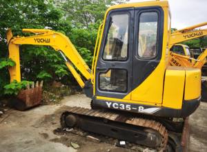 Excavatrice à chenilles agricole miniature Yuchai YC35-8 de 3,5 tonnes d'occasion <span class=keywords><strong>2022</strong></span>, équipée d'un moteur de 33 kW, d'une pompe à engrenages Poclain de 0,12 m - Product Image 3