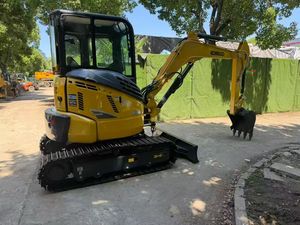 รถขุดขนาดเล็ก Kobelco SK35SR มือสอง 3 ตัน แบบสวิงท้ายสั้น เครื่องยนต์ Yanmar พร้อมใบมีดดันดิน สายพานยาง รุ่นปี 2024 บุ้งกี๋ขนาด 0.1 เมตร เหมาะสำหรับงานสวน - Product Image 3