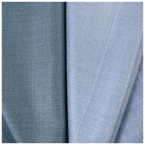 Tissu uniforme en viscose et polyester Toyobo, flexible et fluide, pour costumes d'acteurs et de performeurs de scène - Product Image 4