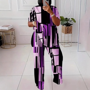 Ensemble 2 pièces pour <span class=keywords><strong>femmes</strong></span> <span class=keywords><strong>grandes</strong></span> <span class=keywords><strong>tailles</strong></span> XL-6XL, style vacances, imprimé à carreaux, printemps et été - Product Image 1