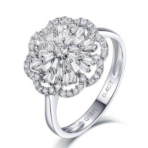 แหวนฉลองครบรอบสำหรับสาวๆ รูปทรงดอกไม้ ดีไซน์หรูหรา ทองคำขาว 18k ประดับเพชรแท้ SI1 ชุบโรเดียม ได้รับการรับรองจาก CMA - Product Image 1