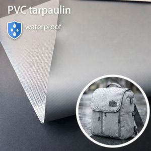 Rouleau de tissu enduit PVC imperméable <span class=keywords><strong>anti</strong></span>-UV, bâches enduites PVC imperméables, matériaux pour sacs d'extérieur - Product Image 1