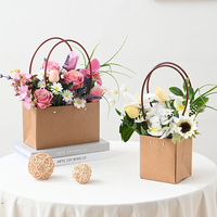 Boîte carrée colorée 13x13x15cm, sac à fleurs imperméable, carton 350g, sac à main moyen, couleurs assorties, vente en gros pour fleuristes