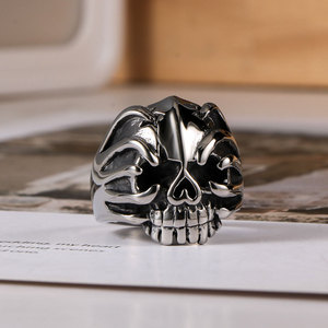 Skull <b>Ring</b> <b>Titanium</b> Steel Men's Punk Jewelry Gift SA443 - Product Image 1