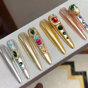 ผงกระจกวิเศษ 4 สี/ชุด 0.5 กรัม สีทอง/สีเงิน/สีโรสโกลด์/สีแชมเปญ ผงโครมเมียมสำหรับตกแต่งเล็บเจล ผงเมทัลลิกสำหรับขัดเงา - Product Image 2