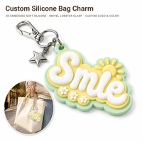 Breloque de sac personnalisée pour sac à main, sac à dos, pochette, boîte cadeau, porte-clés en silicone personnalisé avec pendentif métallique pour porte-clés et portefeuille