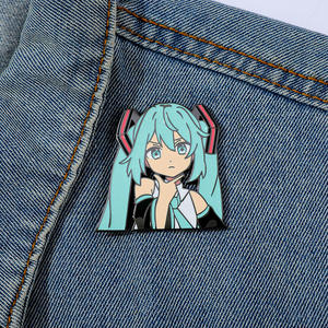 Regali promozionali all'ingrosso creativi cartoni animati Hatsune cantante <span class=keywords><strong>Miku</strong></span> spille per abbigliamento portatile in metallo spilla accessori Widget - Product Image 2