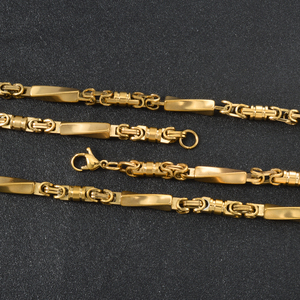 Collier chaîne gourmette en acier inoxydable de haute qualité, maillons géométriques avec placage or, bijoux élégants à coutures soignées - Product Image 5