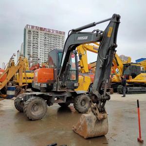 Excavadora de cadenas Doosan DX60W con capacidad de cazo de 0.30 m³ y peso de máquina de 6000 kg, excavadora de clase 6 toneladas - Product Image 2