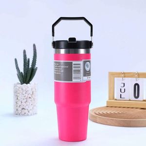 Stainless Steel Water Bottle With Modern Design, Vacuum Insulation - Product Image 2