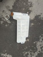 DZ97259533030 Nouveau Vase d'expansion en plastique à fixation par vis, ajustement universel, pour camions Shacman Delong X3000, Pièces de rechange
