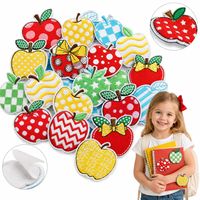 Patch brodé thermocollant en gros pour enseignants et enfants, motifs Pomme, Pois, Carreaux, Étoile, Chevron, Nœud, ABC