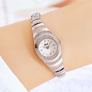 Montres et bracelets haut de gamme pour femmes, styles vintage et de niche, incrustés de diamants exquis - Product Image 6