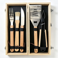 Ensemble de 5 outils de barbecue avec étui en bambou, accessoires de grillade en acier inoxydable à manche en bois pour la cuisine en plein air, le camping et le barbecue