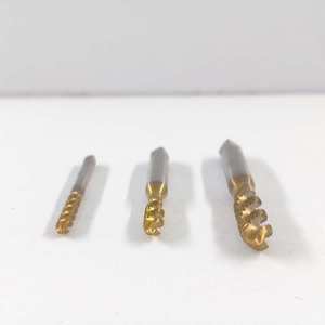 Rubinetto a vite con filettatura metrica a spirale rivestita in titanio per macchina M3-M8 rubinetto rubinetto strumento di filettatura HSS - Product Image 5