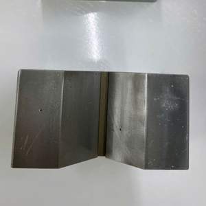 เครื่อง CNC 5แกนสำหรับเจาะรูอลูมิเนียมและสเตนเลสสตีลงานตามสั่งจากผู้ผลิตในเวียดนาม - Product Image 2