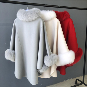 เสื้อคลุมแคชเมียร์ผู้หญิง แต่งขอบขนสุนัขจิ้งจอก ทรงโอเวอร์ไซส์ - Product Image 6