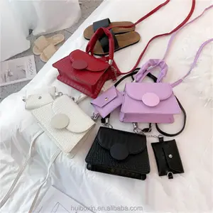 New Fashion Female PU Leather Bag Red Black White Texture Ladies Messenger Handbag Street Chain Bag