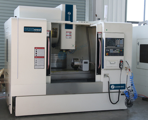 Luzhong vmc1050 Độ chính xác cao 4 trục mới 220V dọc Máy phay CNC nhiệm vụ nặng nề trung tâm gia công CNC với fanuc BT40 - Product Image 2