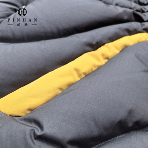 Chaqueta acolchada personalizada a la moda al por mayor, chaqueta acolchada con estampado de la Ópera de <span class=keywords><strong>Pekín</strong></span> y puños ajustables, chaqueta acolchada única, abrigo para hombre - Product Image 4