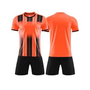 เสื้อกีฬาฟุตบอลของผู้ชายผ้าโพลีเอสเตอร์แห้งเร็วเสื้อฟุตบอลออกแบบได้ตามต้องการ - Product Image 2