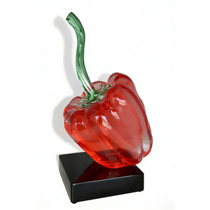 Scultura Gigante Personalizzata di Peperoncino in Resina Trasparente per Decorazione Domestica - Product Image 4