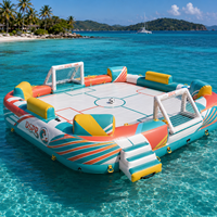 Plateforme flottante gonflable OEM pour terrain de football aquatique, château flottant pour complexes hôteliers, parcs aquatiques et entreprises de location d'événements en extérieur