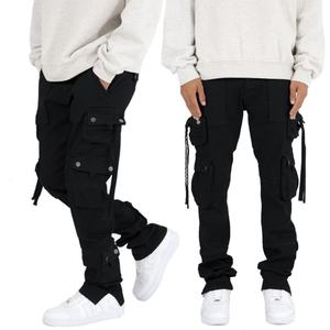 Pantalones Vaqueros Cargo Negros de Pierna Recta y Corte Holgado para Hombre, con Tirantes, 100% Algodón, con Múltiples Bolsillos Cargo - Product Image 1