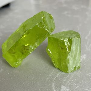 Gema sintética de circonia cúbica en bruto, materia prima de circonia cúbica sin cortar para la fabricación/colección de cuentas de joyería - Product Image 5