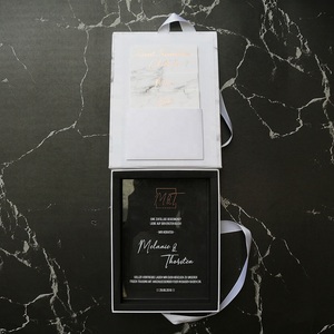 Boîte de poche en acrylique transparente avec impression personnalisée de marbre blanc et noir, couverture rigide, pour <span class=keywords><strong>invitation</strong></span> de mariage, souvenir d'entreprise, cadeau - Product Image 1