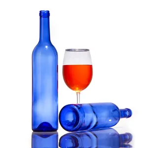 Tùy chỉnh rỗng 750ml 800ml 850ml rượu vang đỏ sử dụng màu Nâu Xanh Đen Glass Wine Bottle với nút chai