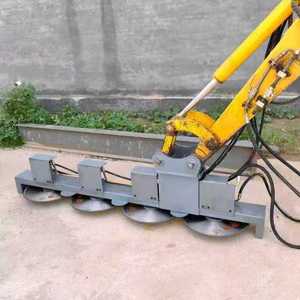 L'excavatrice est équipée d'une scie forestière suspendue, qui améliore l'efficacité <span class=keywords><strong>de</strong></span> la coupe. - Product Image 2
