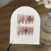10 pièces de faux ongles faits à la main avec diamants et ongles en forme d'amande pour femmes