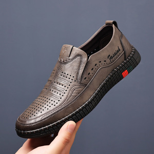 Zuecos casuales de cuero para hombre, sin cordones, con diseño hueco y transpirable, modelo 9985, en negro y gris, sandalias para adulto. - Product Image 3