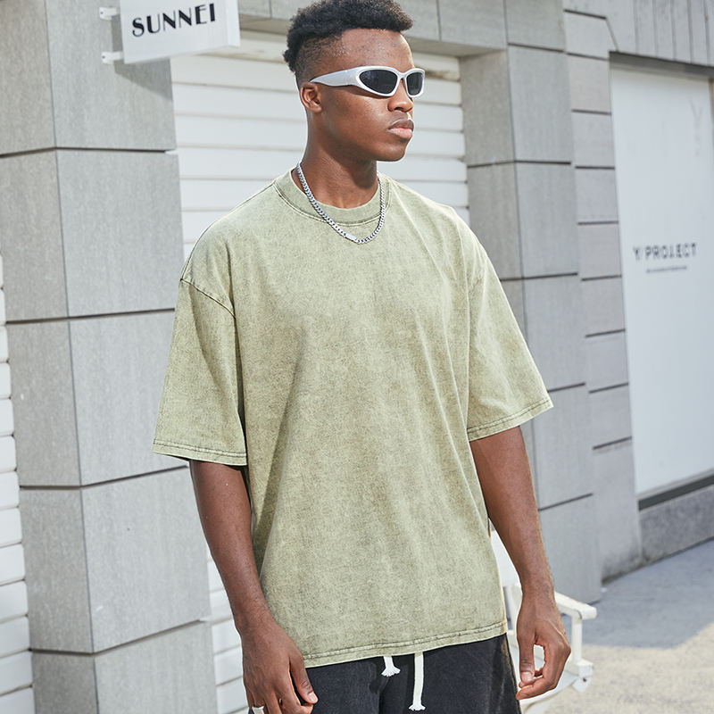 สีเขียวอ่อน