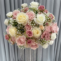 Boule de fleurs artificielles en soie rose personnalisée C-253, décoration de table rose poudré pour mariage, centre de table pour mariage, décorations de table