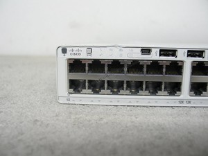 Commutateur PoE <span class=keywords><strong>C9200</strong></span>-48P-<span class=keywords><strong>E</strong></span> 24/16 ports avec RS485/RJ45 pour la programmation PLC - Product Image 2