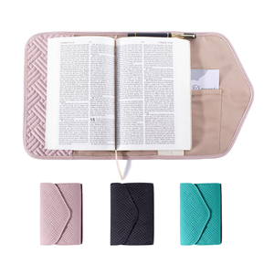 Housse de livre réutilisable avec fermeture magnétique pour hommes et femmes, protège-livre pliable rembourré, housse de livre matelassée lavable - Product Image 1