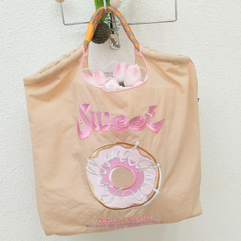 Beige donut style, size L (strap not included)
