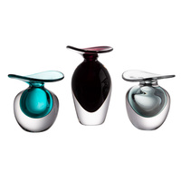 Vase en verre soufflé à la main bicolore, corps bombé rond, effet ombré artistique, centre de table de luxe pour villa