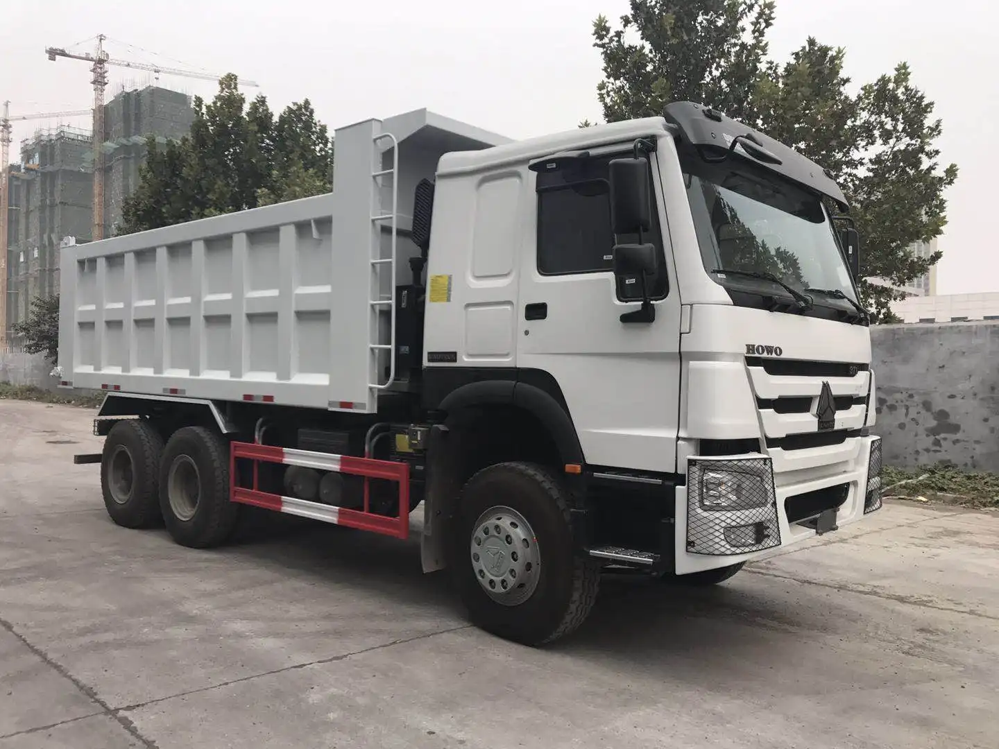 Sinomada giá nhà máy chính thức sử dụng rộng rãi sinotruk HOWO Xe Tải 25 tấn 371HP đặc biệt tipper xe tải