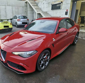 Ror <span class=keywords><strong>Alfa</strong></span> Romeo <span class=keywords><strong>Giulia</strong></span> actualización 5,0 guardabarros de trébol de cuatro hojas guardabarros original de fábrica - Product Image 2