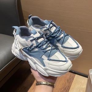Baskets plateforme tendance pour femme, style sport décontracté, semelle épaisse, chaussures d'extérieur confortables avec semelle intérieure et semelle extérieure en caoutchouc - Product Image 2