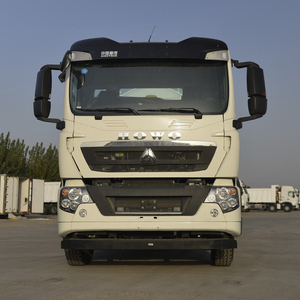 Autocisterna per vuoto HOWO da 8000 litri, autocisterna aspirante da 2000L a 10000L per fanghi e acque reflue - Product Image 4