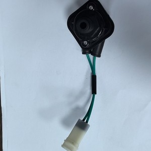 Interruptor de luz de freno 9381073200 93810-73200 12V para vehículos modernos, pieza de repuesto - Product Image 1